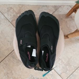 Black Watershoes Size 7.5 - 8
